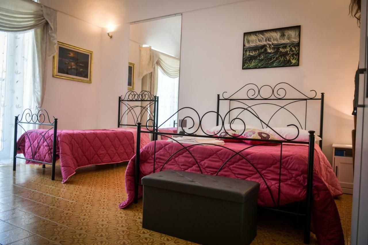 The Artist'S Home Catania Centro Exterior photo